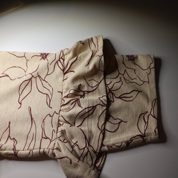 Bobeau Knee-Length Dress with Ruffle Sleeve, 1X - Picture 5 of 6